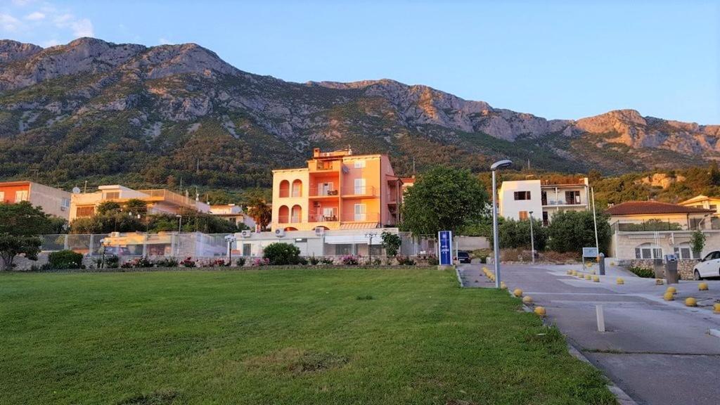 Apartment Ana - Gradac Gradac  Luaran gambar